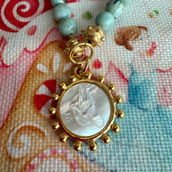 Elegant Gold and Blue Beaded Necklace - Picture 2 of 3